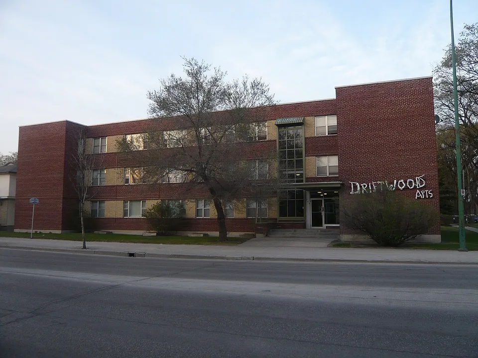 760 Osborne St #19
