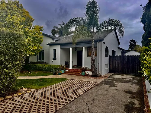 1098 Linden Ave Photo 1