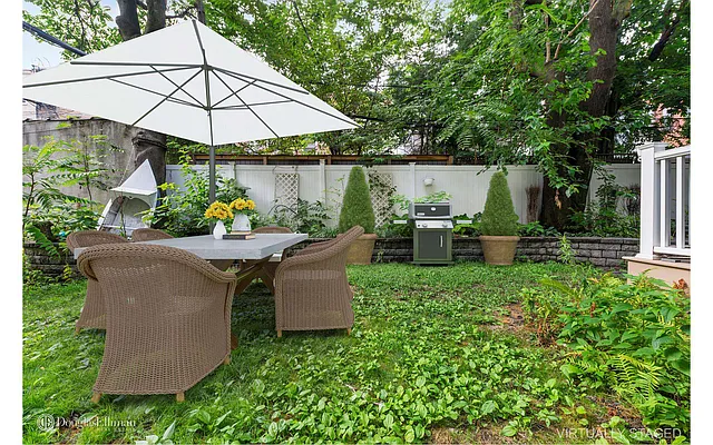 Rented by Douglas Elliman | media 2