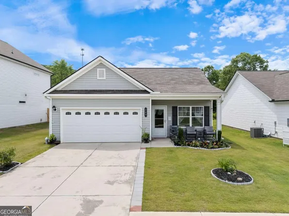 209 Sycamore Dr, Calhoun, GA 30701