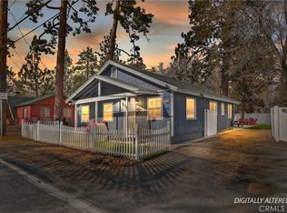 44634 Barton Ln, Sugarloaf, CA 92386