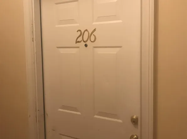 133 S Hill St APT 206, Griffin, GA 30223