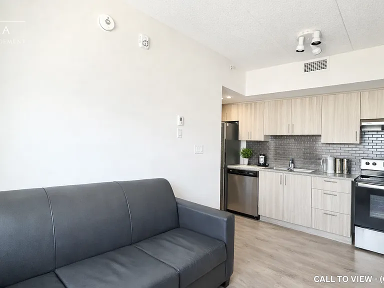 275 Larch St #416 — Photo 2