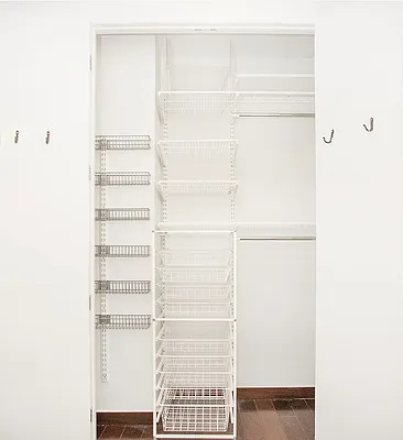 Sold by Mark T. Mallek, LREB | media 12