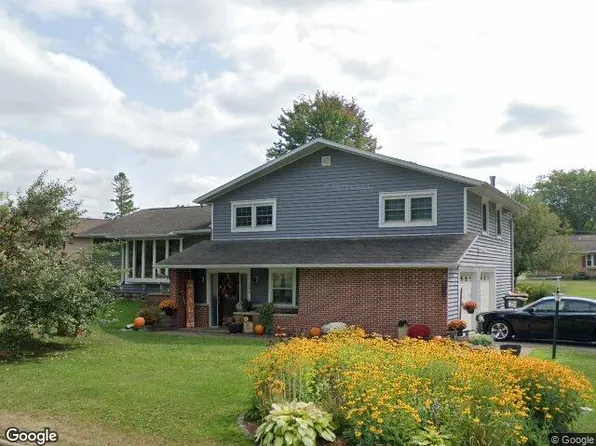 303 W Maple St, Thorp, WI 54771