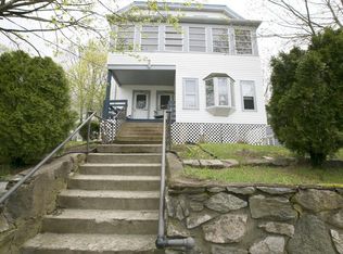 80 Fairlawn Ave, Woonsocket, RI 02895