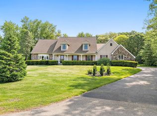 3322 Bluejay Ln, Woodstock, IL 60098