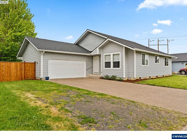 1107 Echo Hollow Rd, Eugene, OR 97402