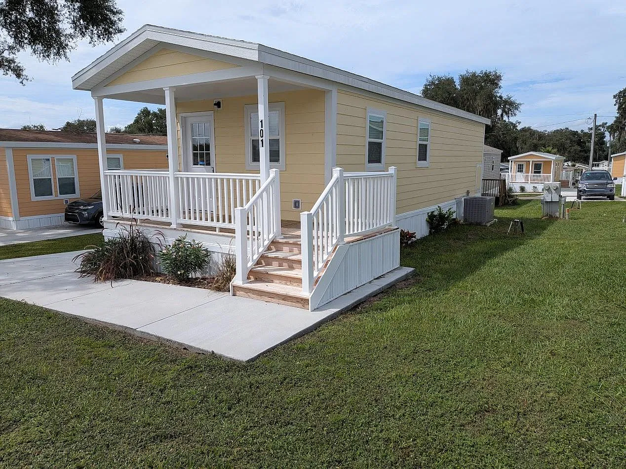1 bed, 1.0 bath, $1,124 — Photo 1