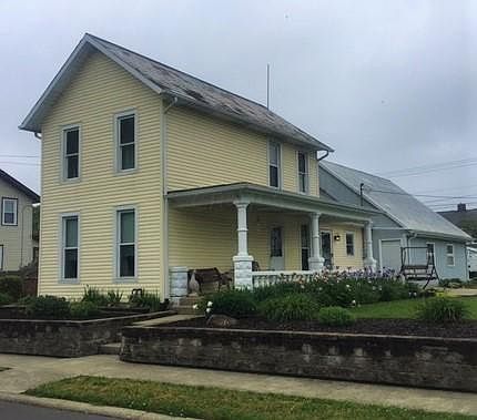 1st image of 194 Moull St