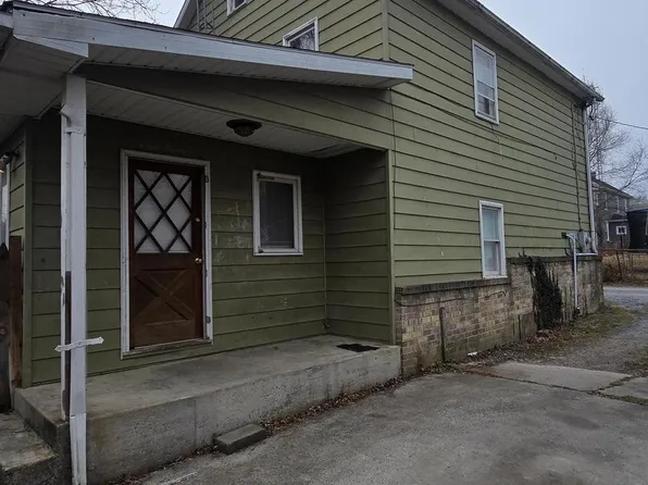 623 Virginia 1/2 Ave, Martinsburg, WV 25401