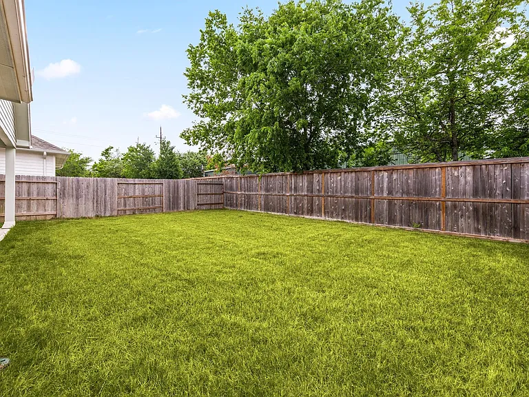 33142 School Hill Rd — Photo 29