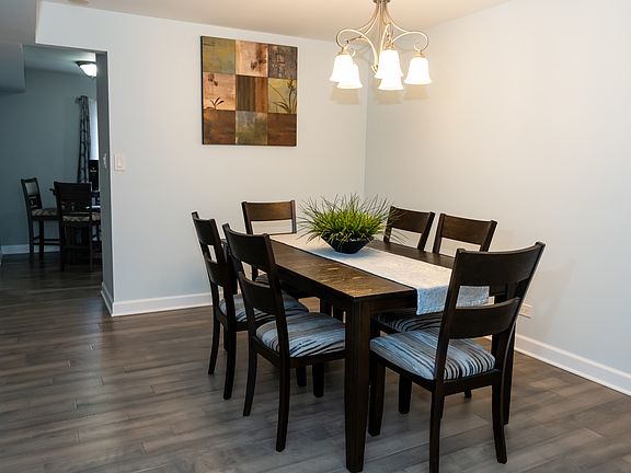 5th image of 1025 S Fernandez Ave APT 3C