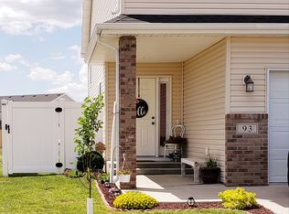 93 Mulberry Loop NE, Minot, ND 58703