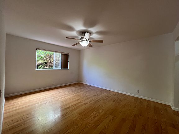 4th image of 68-1807 Uala St #B
