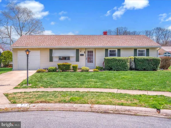 1 Linda Cir, Newark, DE 19713