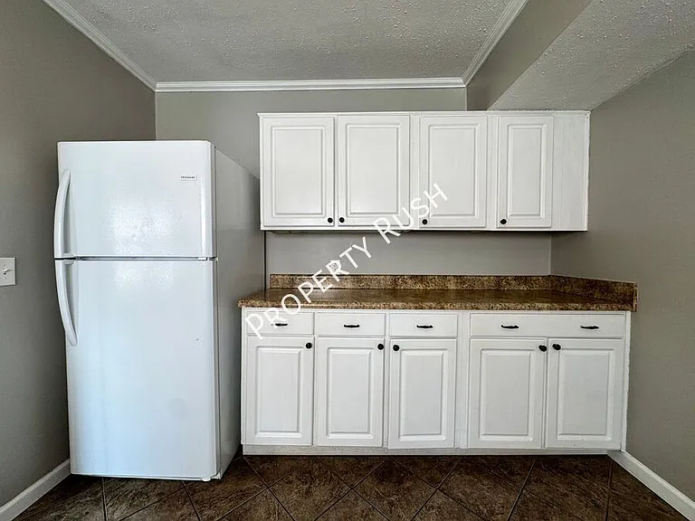 4502 S Choctaw Dr — Photo 14