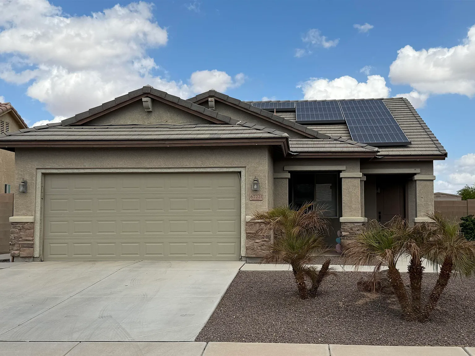3 bed, 2.0 bath, 1280 sqft, $2,000 — Photo 1
