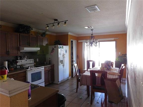 4th image of 13309 Thome Valley Dr