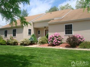 22 La Valencia Rd, Old Bridge, NJ 08857