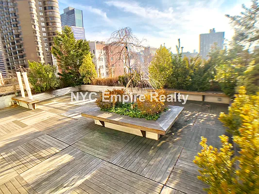 Rented by NYC Empire Realty Inc | media 26