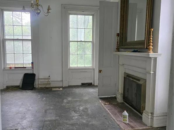 1007 Forest Ave, Belleville, IL 62220