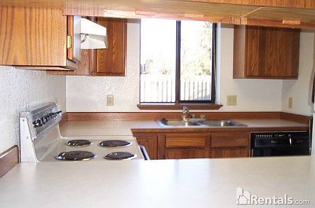 2nd image of 921 22nd St NE #A