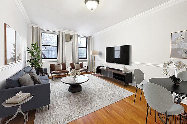 1st image of 420 Central Park W APT 4E