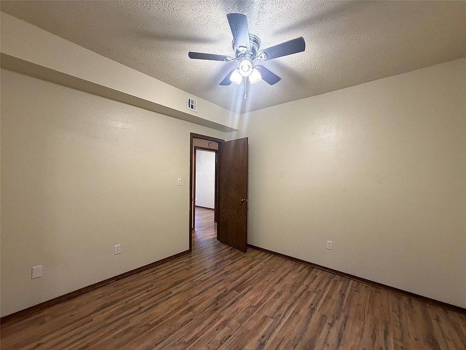 28th image of 6042 SW 118th Rd