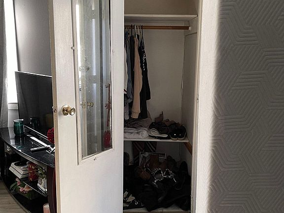 2nd image of 66 Sinclair Ave