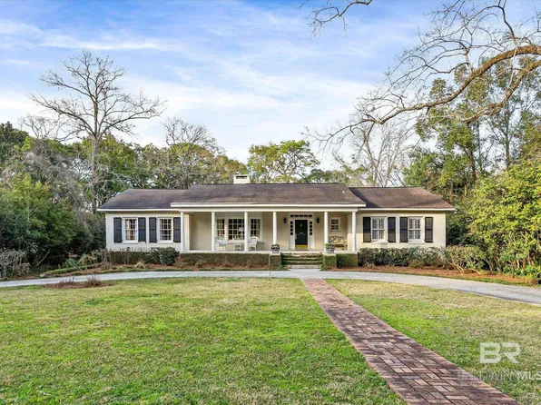 143 Myrtlewood Ln, Mobile, AL 36608