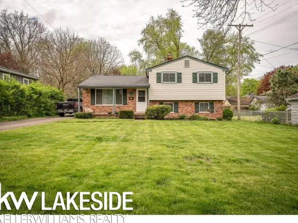 220 Sisson St, Romeo, MI 48065