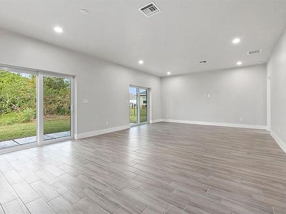 3rd image of 1351 SW Don Ct