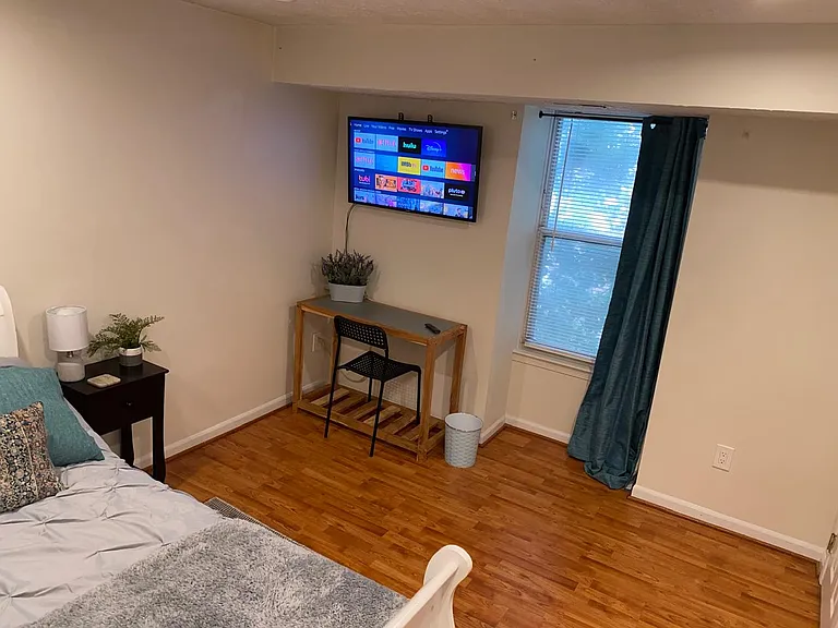 503 Palmtree Dr #10 — Photo 5