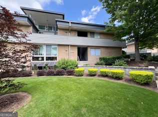 4300 Roswell Rd NE #18, Atlanta, GA 30342