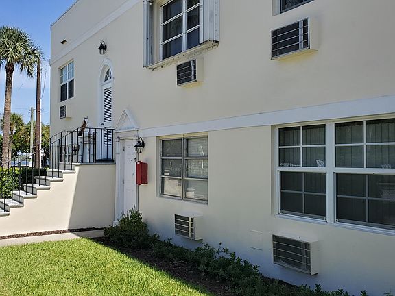 3rd image of 31 S Golfview Road #12