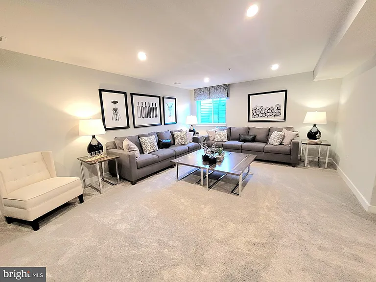 830 Fountain Trl — Photo 24