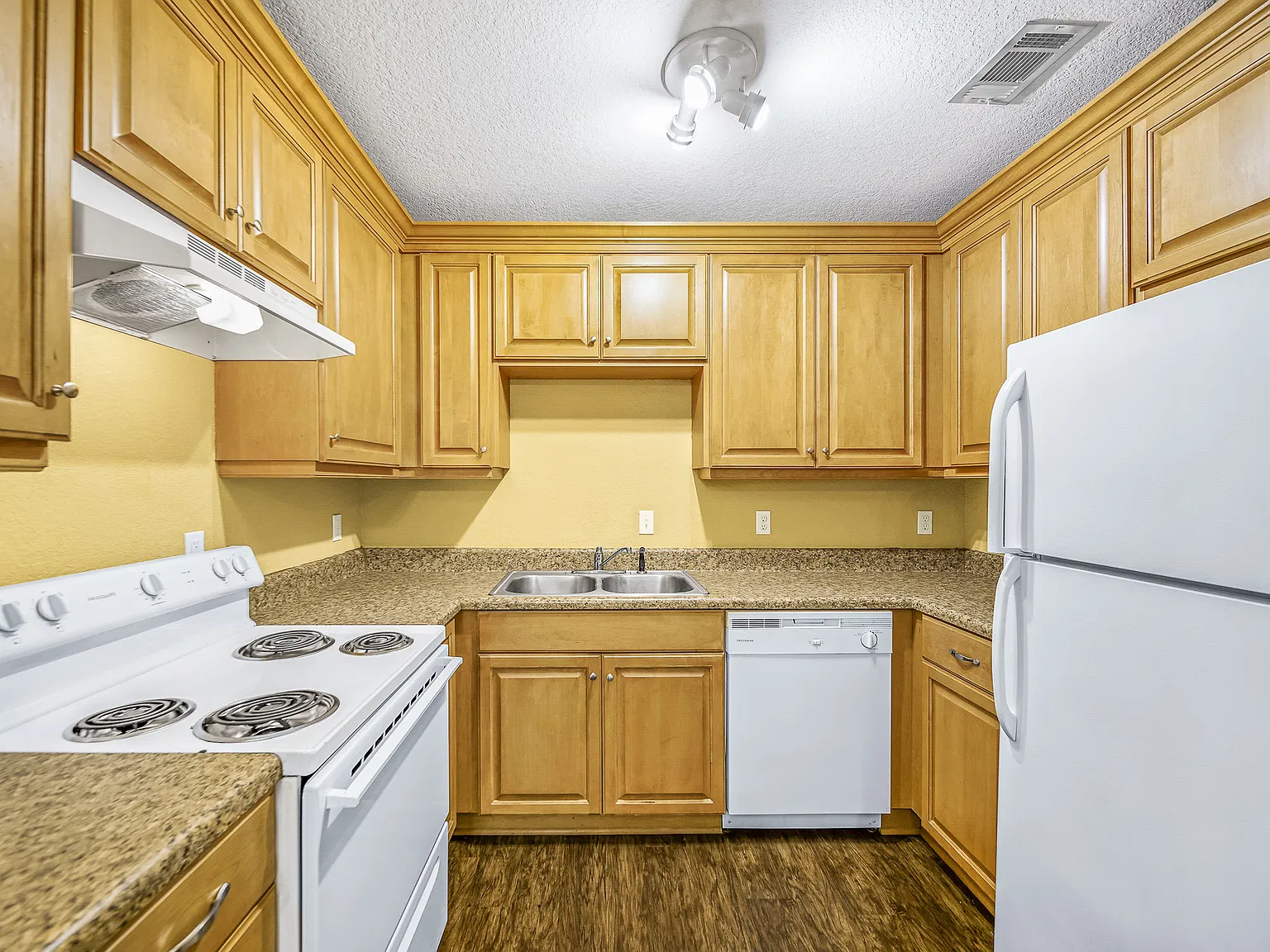Lake Joanne Drive 7071 - 3A — Photo 1
