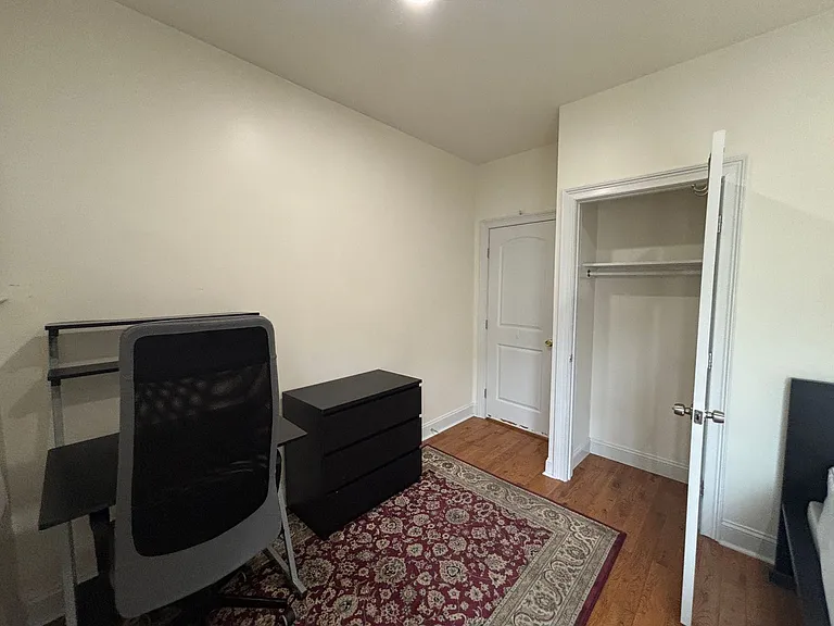 4080 Spring Garden St #B-R-2 — Photo 2
