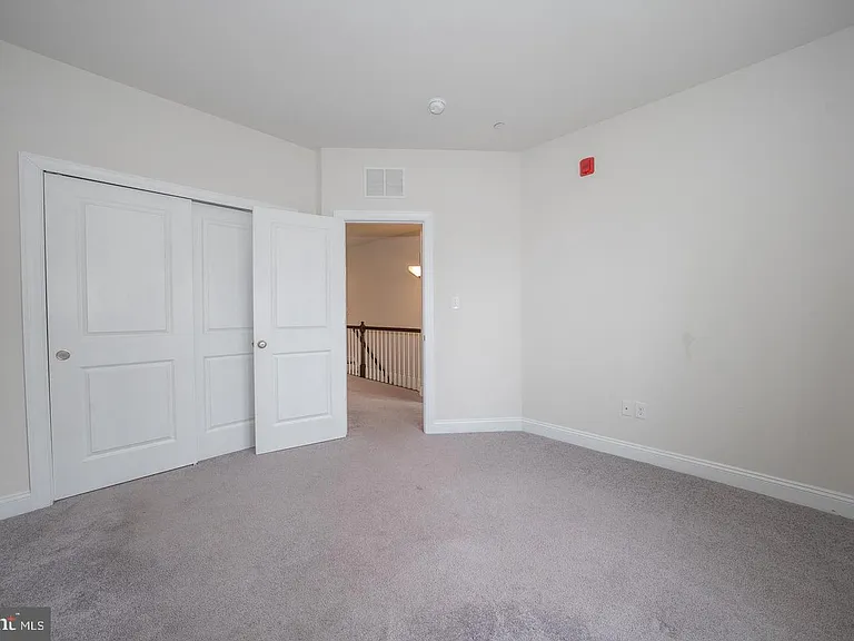 220 Charles Ellis Dr — Photo 44