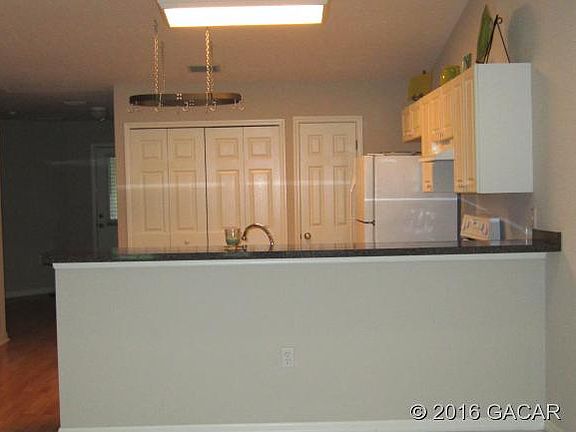 3rd image of 6413 NW 106th Pl