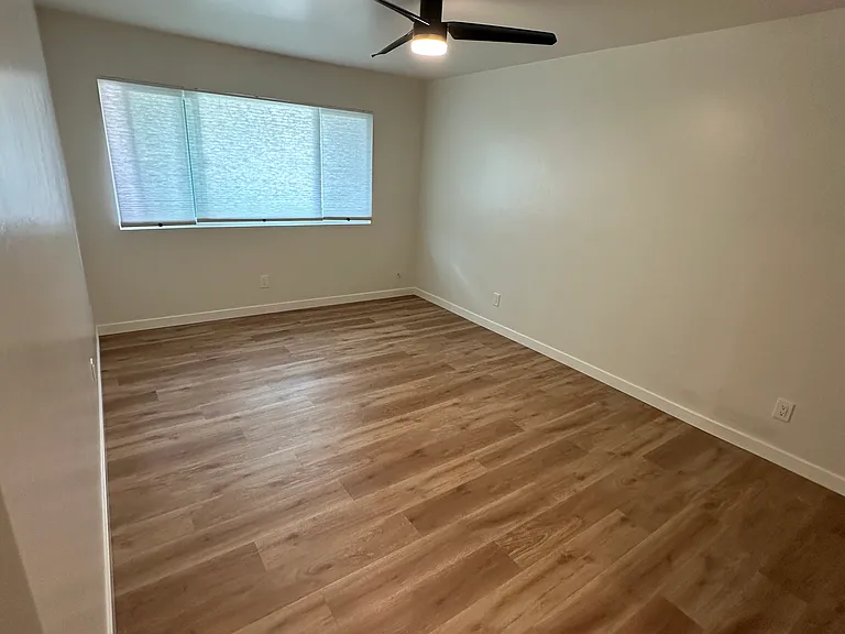 383 Cannon Green Dr #A — Photo 17