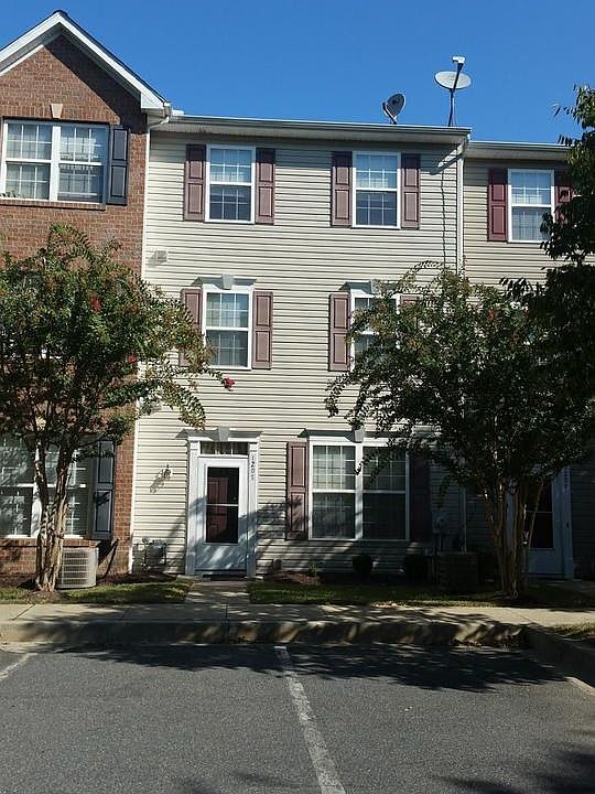 Exterior (Front)