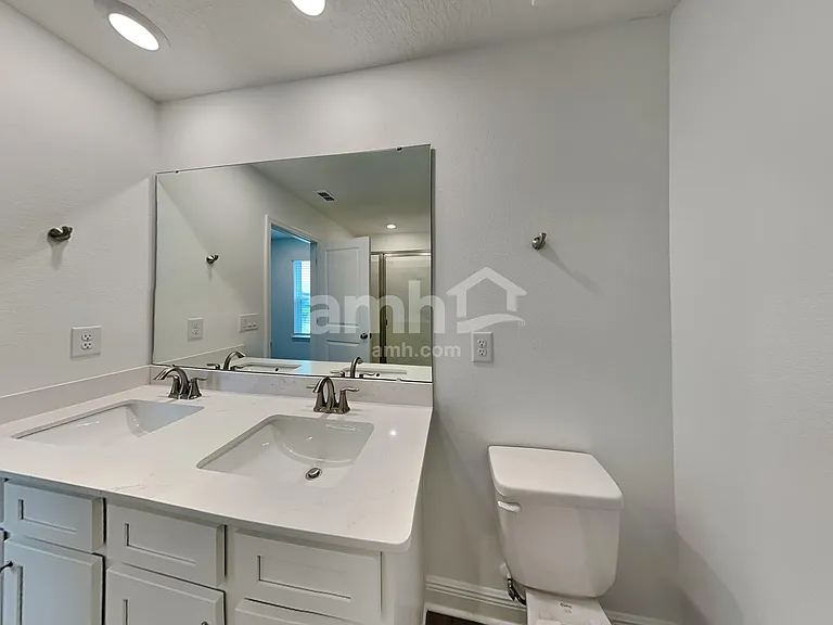 5350 Boulder Creek Cv — Photo 16