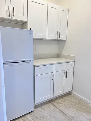 Rented by City Connections Realty | media 11