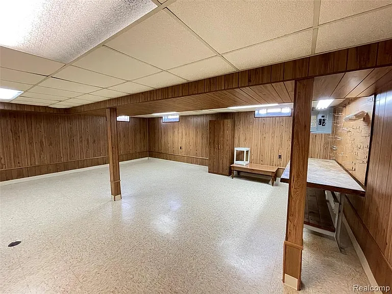 32827 Dover Ave — Photo 41
