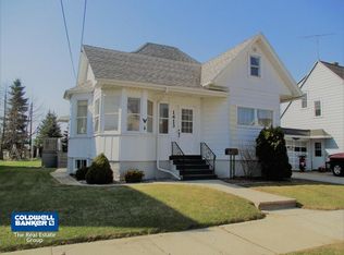 1413 23rd St, Two Rivers, WI 54241