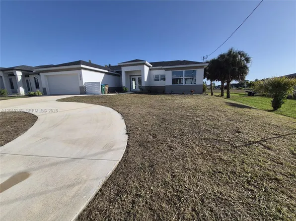 3820 Ember Pkwy, Cape Coral, FL 33993