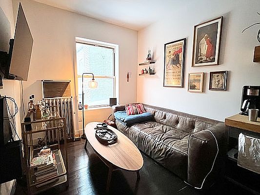 3rd image of 621 Nostrand Ave #3R