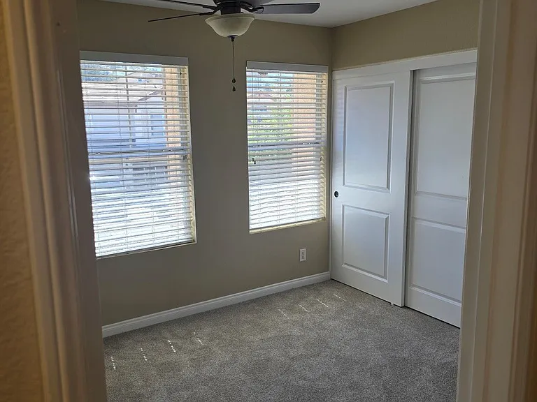 1919 Boulders Ln — Photo 17